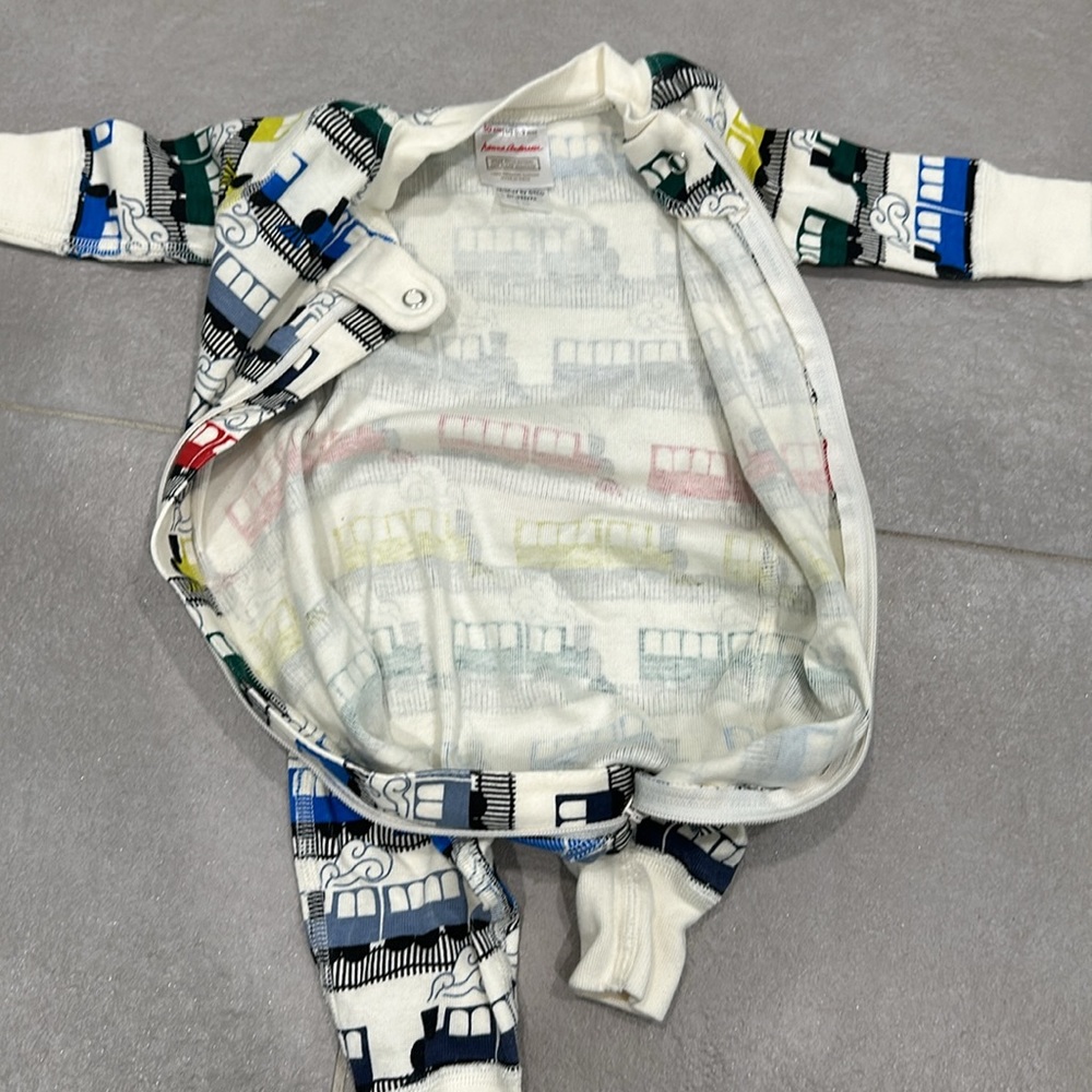 Washed but never worn! Hanna Andersson Pajamas - Picture 11 of 11
